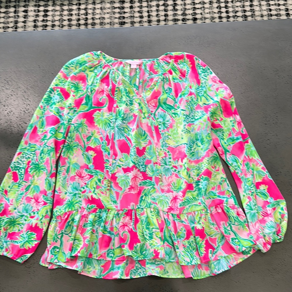 Like New Lilly Pulitzer Tensley Top peplum blouse XS